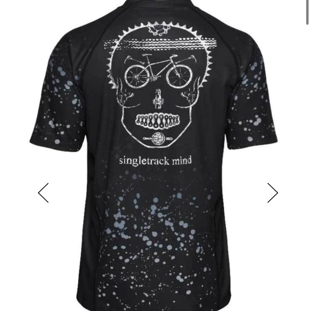 Brand New Cycology Skull Top